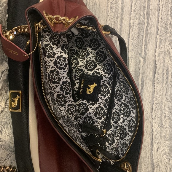 Emma Fox Vintage Leather bag with gold chain straps - Picture 3 of 7